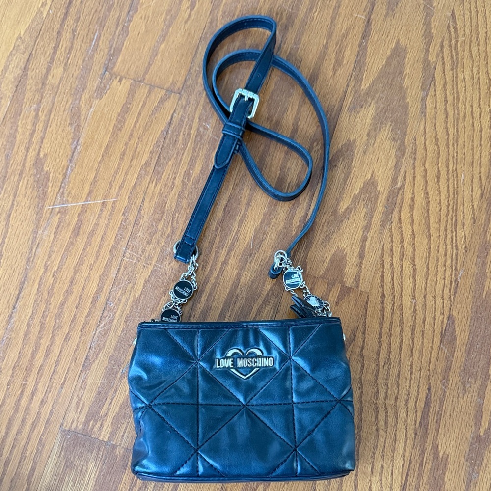 Love Moschino Black Quilted Heart Logo Crossbody Bag
